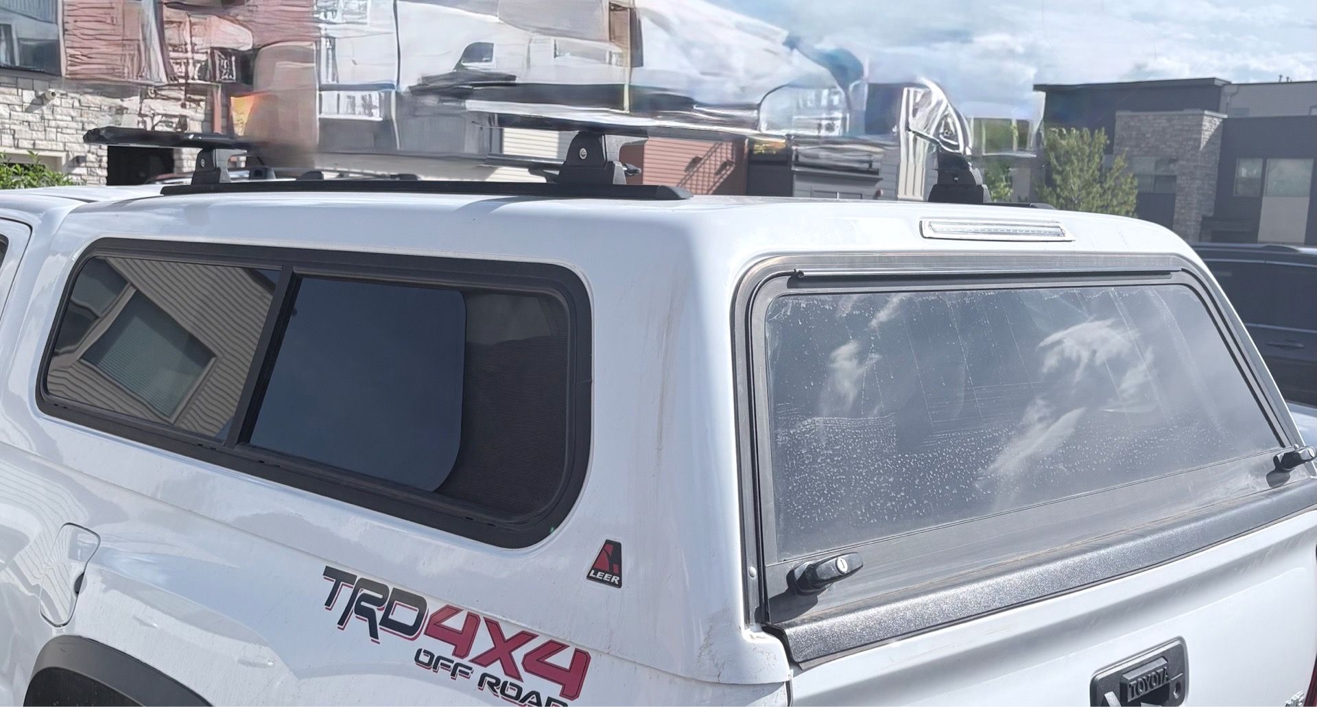 Leer Topper for Tacoma 6ft Bed with Rhino Rack