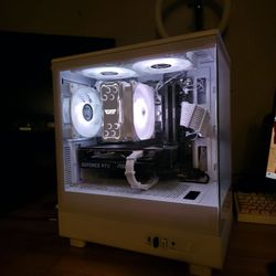 RTX 5060 WHITE GAMING PC