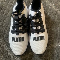 Puma Tennis Shoes 