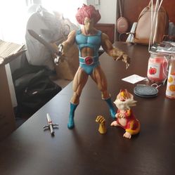 LION O AND SNARF MEGA SCALE