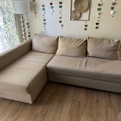 Couch With Storage 60$ 