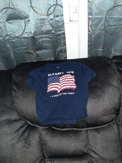 Shirt size 18-24 months