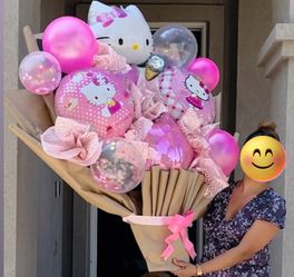 Giant Birthday Balloon Bouquet Hello kitty