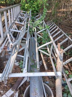 CB/Ham Radio Antenna Tower