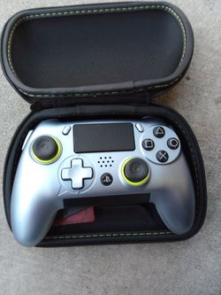 SCUFS VANTAGE PS4 CONTROLLER