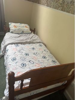 Twin size bed