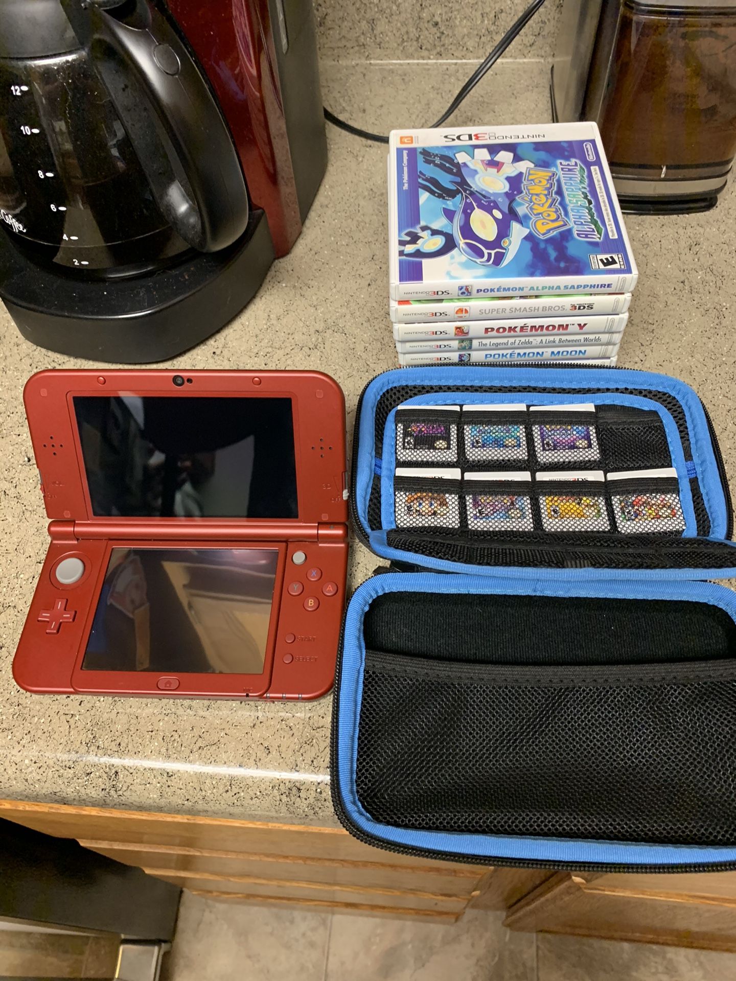 New Nintendo 3DS XL Red with 7 Physical Games!