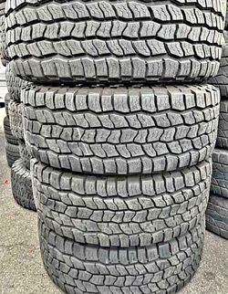 325/60/18 Cooper Selling a set of 4 tires in excellent condition 🫡
