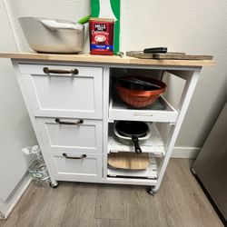 Kitchen Island With Wheels 