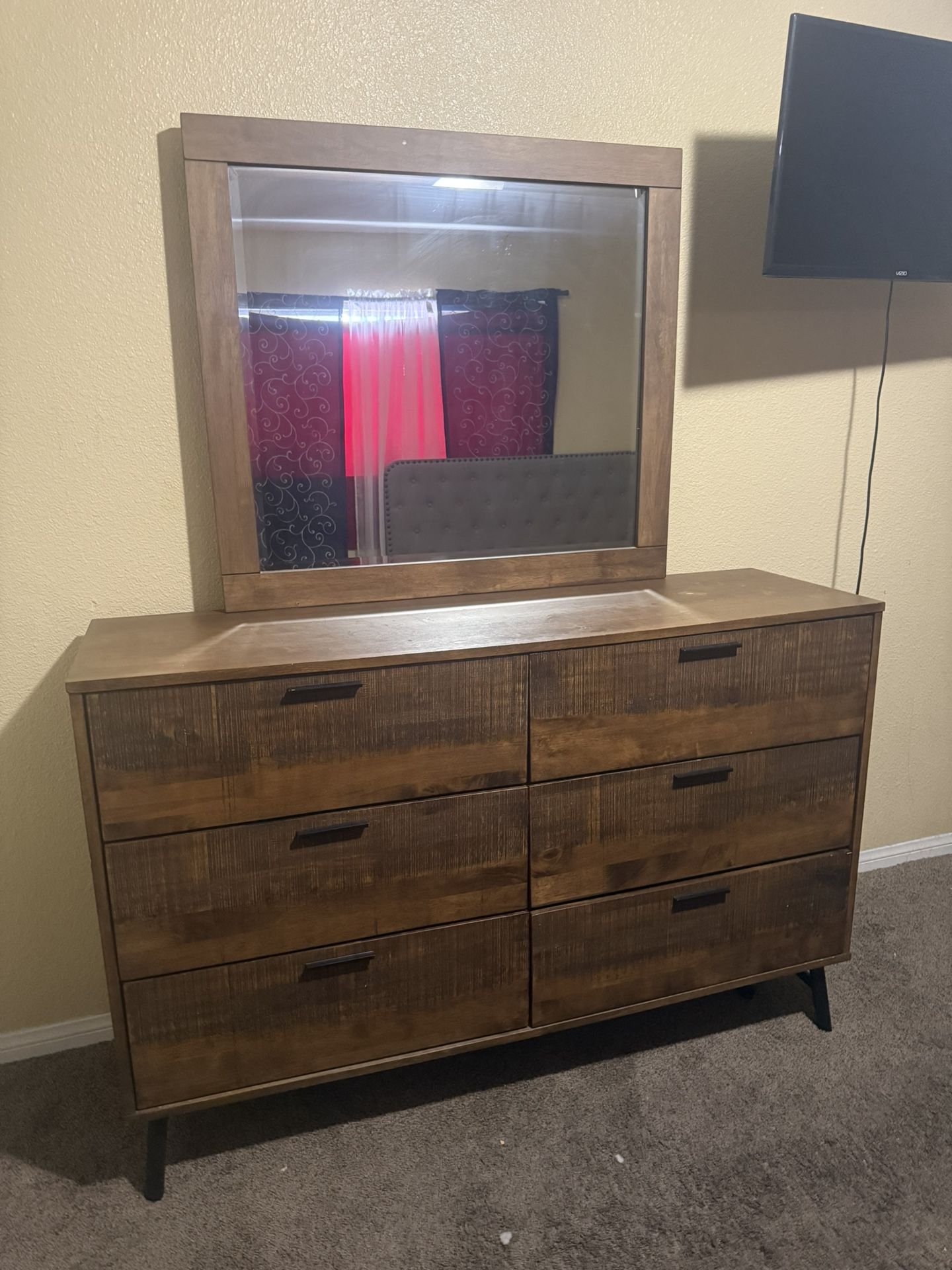 Dresser nd Mirror