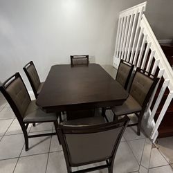 Dining Table (6  chairs Included)