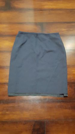 NWOT J. CREW pencil skirt, size 10