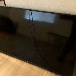 48" Inch Westinghouse Roku Flat-screen TV 