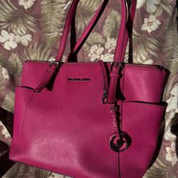 Michael Kors Jet Set Item East West Top Zip Tote Wild Berry One Size