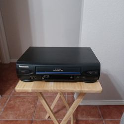 Panasonic  4 Head Omnivision VHS