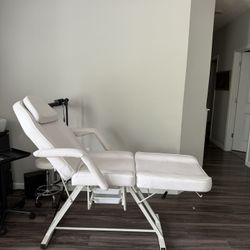 Aesthetics Bed/ Chair 