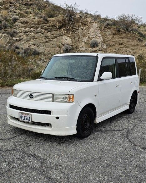 2005 Scion xB