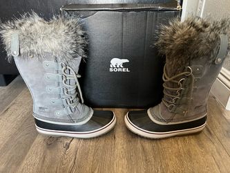 SOREL WOMEN'S JOAN OF ARCTIC SIZE 7