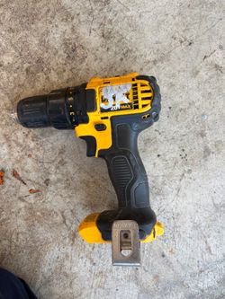 Dewalt chuck drill /battery /charger