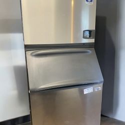 Commercial Ice Machine