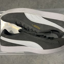 Gray Suede Puma Tennis Shoes