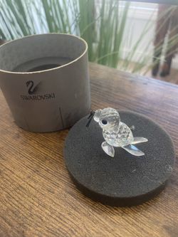 Swarovski Crystal Seal