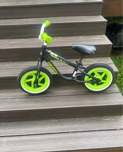 Kids balance bike