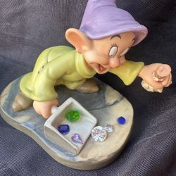 WDCC Dopey - We pick Up Everything in Sight | 1232428 | Disney's Snow White No Box No Certificade