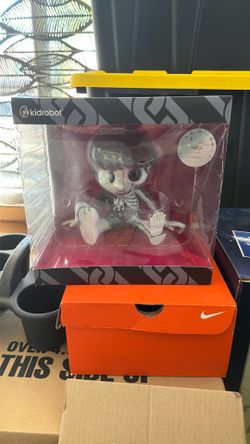 Collectors Toys $350 . Worth $700and Up 