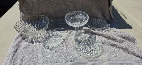 6 piece vintage glass serving bowls etc.
