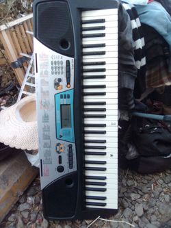 Yamaha PSR-170 keyboard