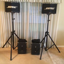 Bose 800 Speakers With Stands 