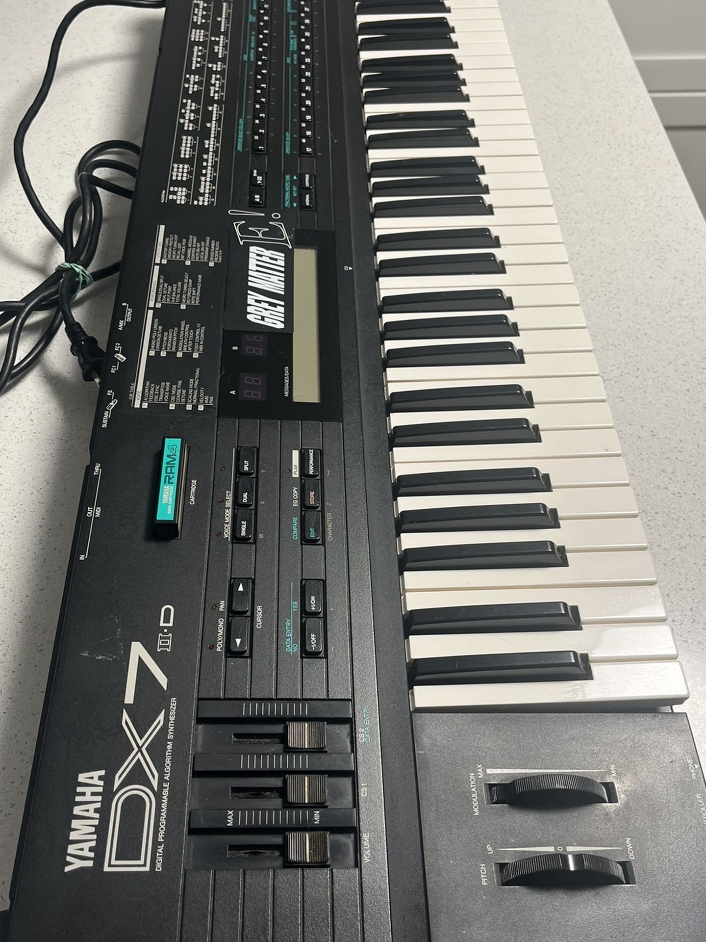 Rare Dx7 II D Synthesizer With E! Grey Matter Expansion Yamaa h