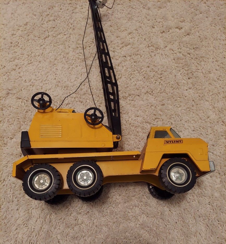 Nylint Vintage Crane