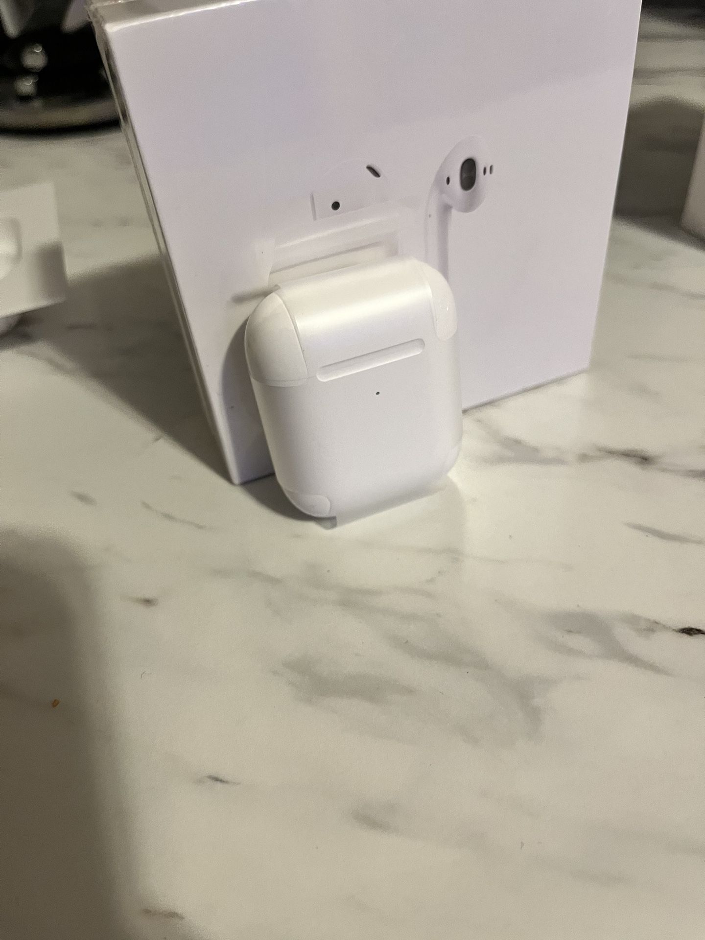 Apple AirPods