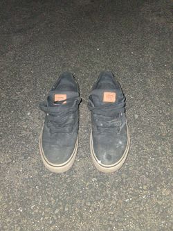 VANS Lowtop Size 12