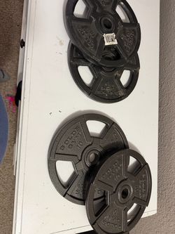 Gold's Gym 10 lb Weight Plates Set of 4 - LOCATION IN DESCRIPTION