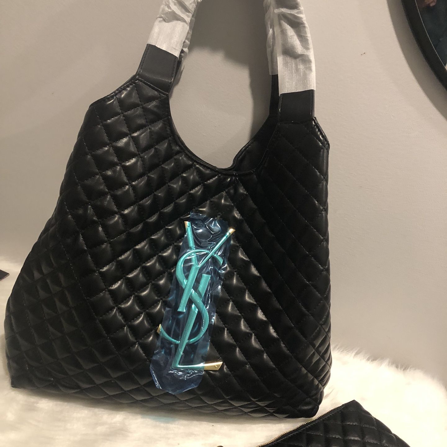 Authentic YSL Reversible Bag for Sale in Fresno, CA - OfferUp