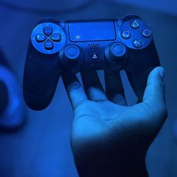 PS4 Controller 
