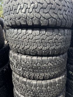 4 Llantas 285-70-17 bf Goodrich Ko2 Buenas Condiciones $240  las 4 Llantas Montadas Y Balanceadas