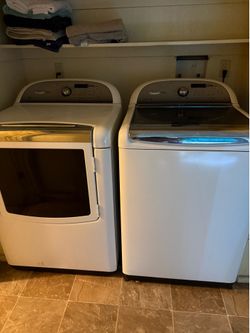 Whirlpool washer n dryer set