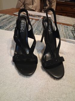 Lady's fashion ✨️ size 10 👠