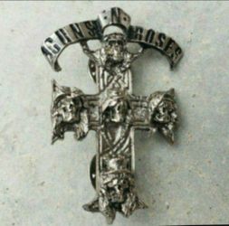 Original Vintage 1989 GUNS N' ROSES PIN 2" Rare Nice Detail