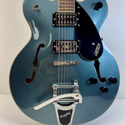 Gretsch G2622T Streamliner Center Block Double-Cut with Bigsby Electric Guitar in Metallic Gunmetal Blue.