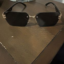 Louis Vuitton Sunglasses 