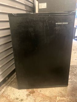 Black & Decker Mini Fridge