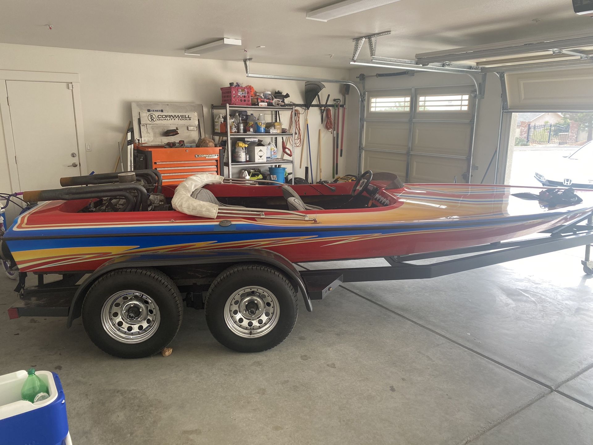 Ultra t deck jet boat ls