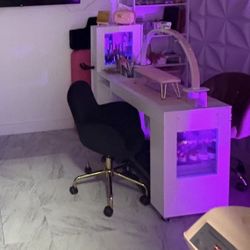 Nail Or Make Up Table 