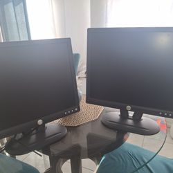  19' inch Dell Monitor-E193FP
-17' inch Dell Monitor- E173FPC

 3 keyboards
3 computer mouse 
(All  cords are included)
