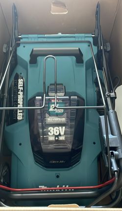 Makita XML11Z 36V (18V X2) LXT 21-in Self-Propelled Lawn Mower - Tool Only